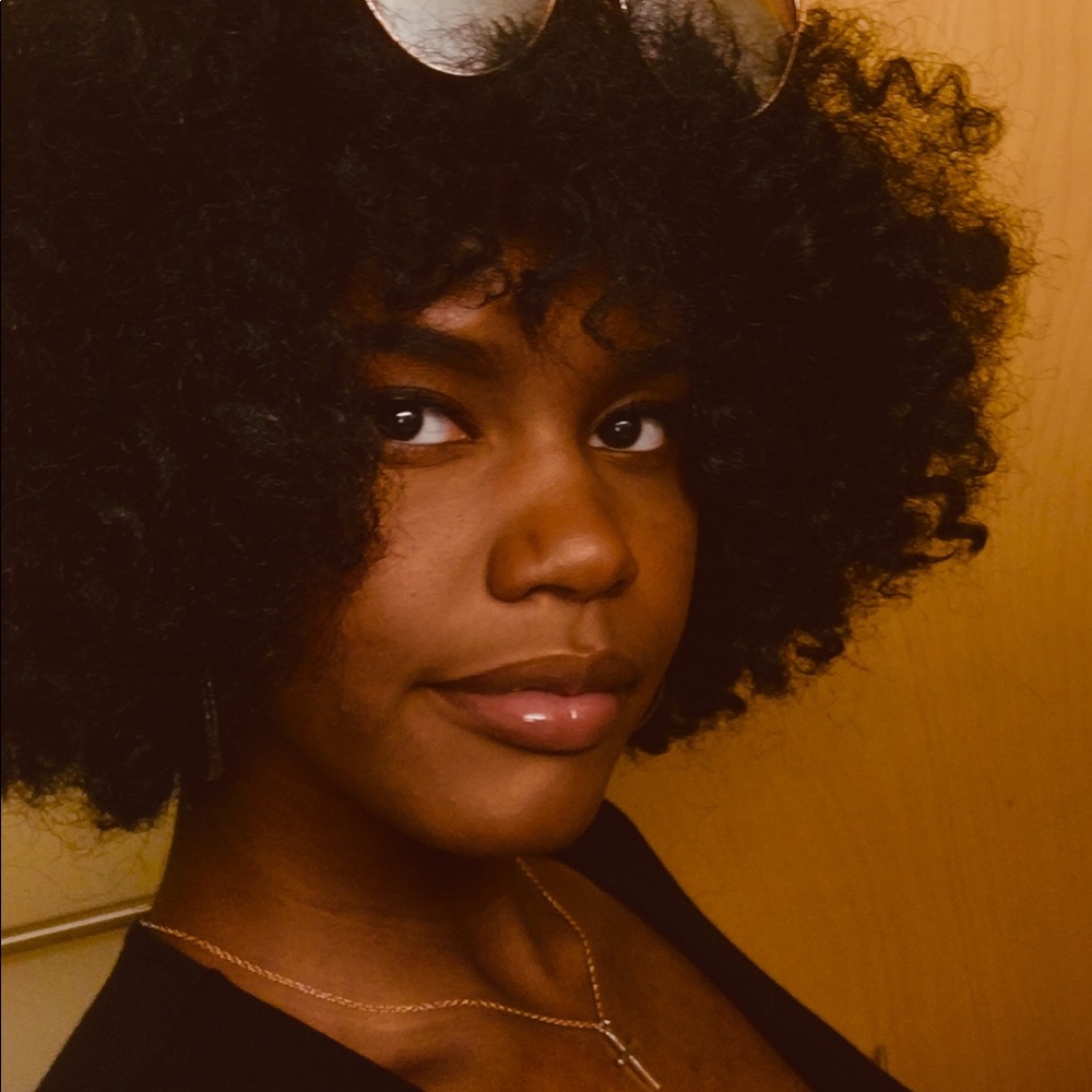 Meet your Posher, Deiya